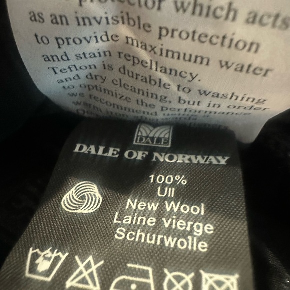 Dale Norway Pink and Dark Grey Knit Ski Sweater FULLY LINED - Picture 12 of 13